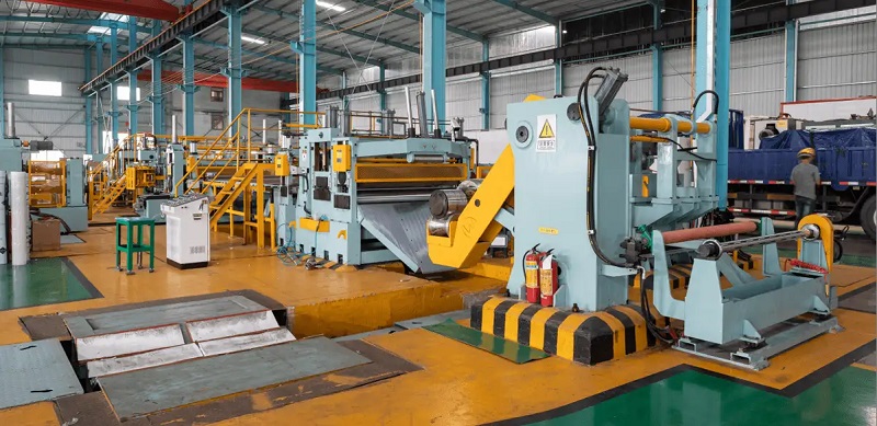 Высокоточный станок для продольной резки металла – реальные данные о производительности для латуни, цинка и нержавеющей стали